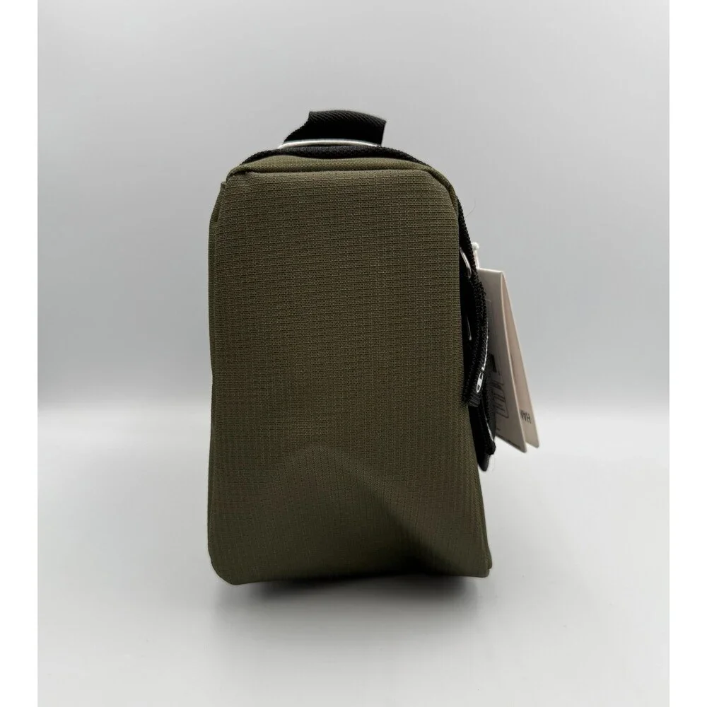 NWT Champion Defender Hanging Toiletry Bag Chive Green Travel Wash Kit Case